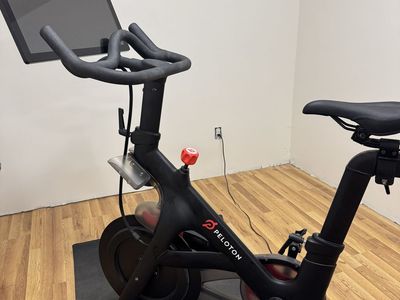 Peloton Bike Exercise Bike - Original Model, Black, with Large HD Touchscreen