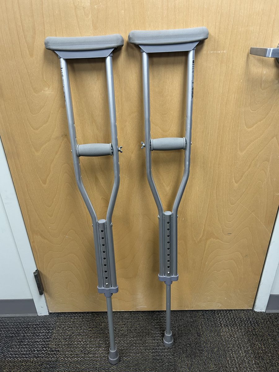 Youth Aluminum Guardian Crutches – Used Once, Like New