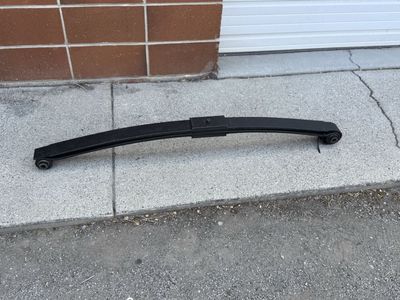 Navistar/International Front Tapered Leaf Spring - 3533196C91 (8K Capacity)