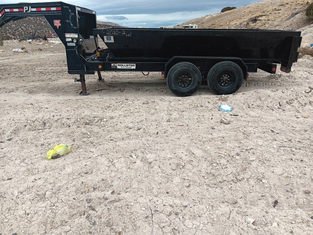 pf rollster gooseneck dumpster trailer and 5 bins.