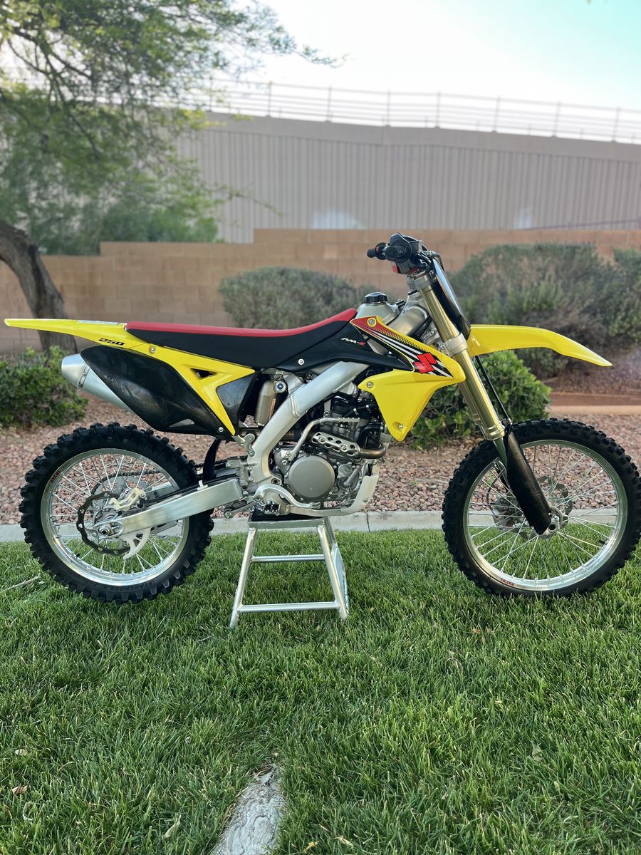 2012 RMZ 250