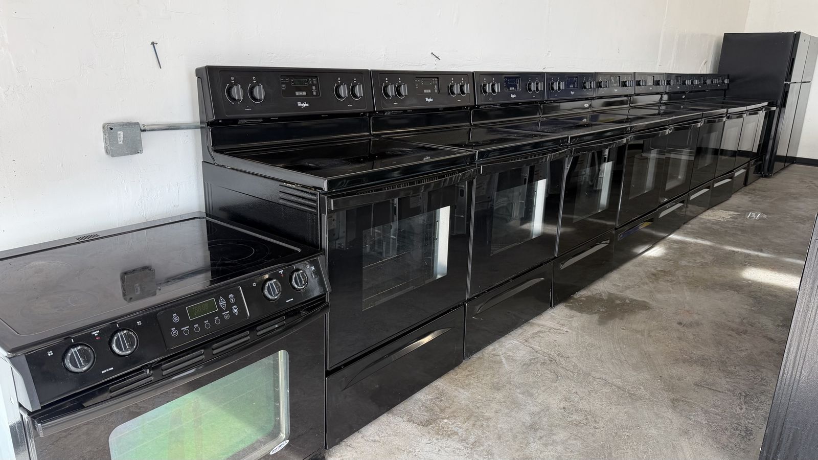 Whirlpool Electric Range Stove - Black
