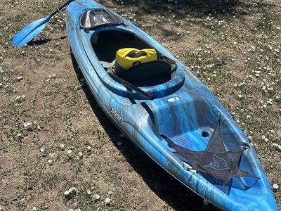 Pelican Mission 100 Kayak + J‑Hook Roof Rack – Great Condition