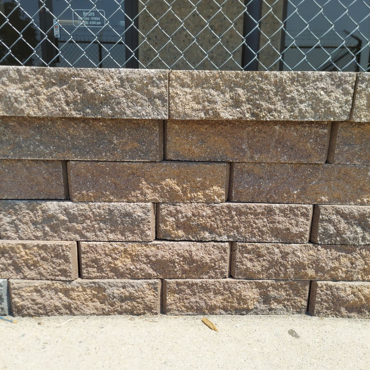 SAHARA MESA WALL BLOCKS (6x4X16)