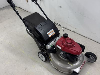 Honda HRR2169VYA Self-Propelled Lawn Mower – Blade Stop / Roto-Stop