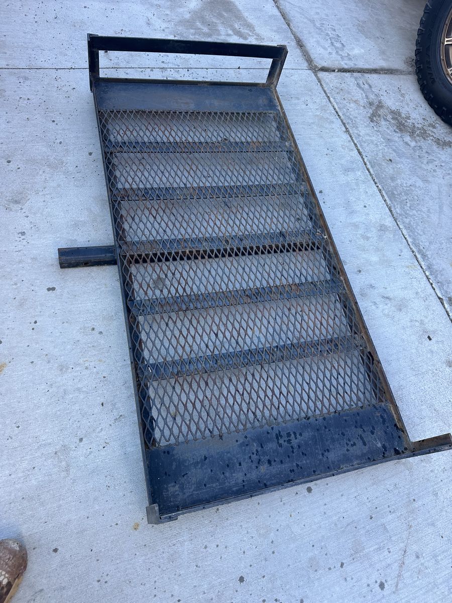 Hitch Mount Cargo Carrier