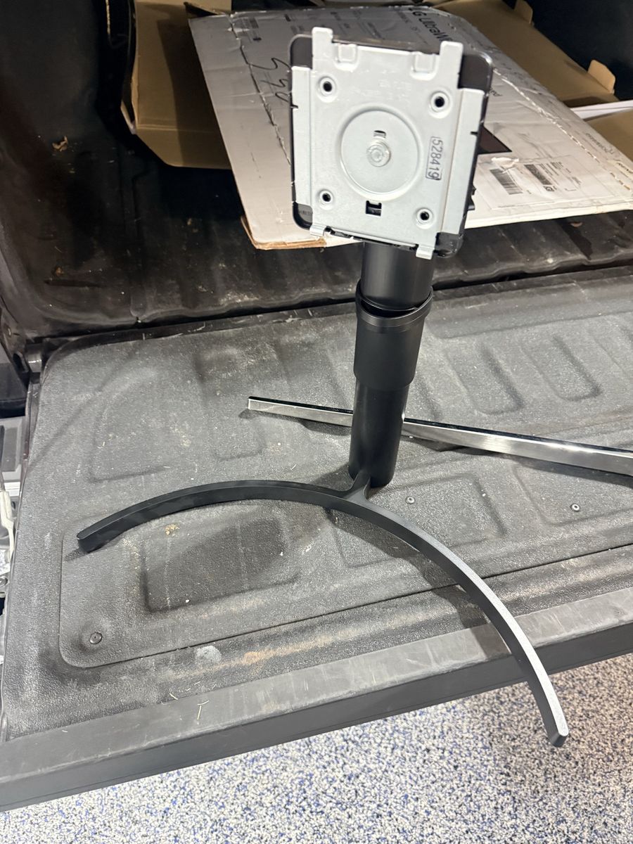Free LG monitor stand new