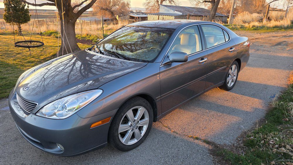 2005 LEXUS ES