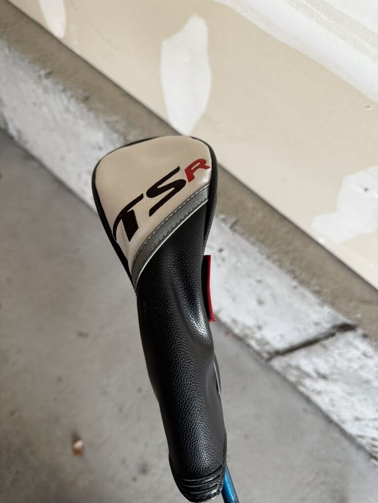 Titleist TSR2 (Like New) Left Handed-18degree