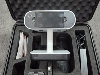 Artec 3D Leo Scanner Deluxe Package