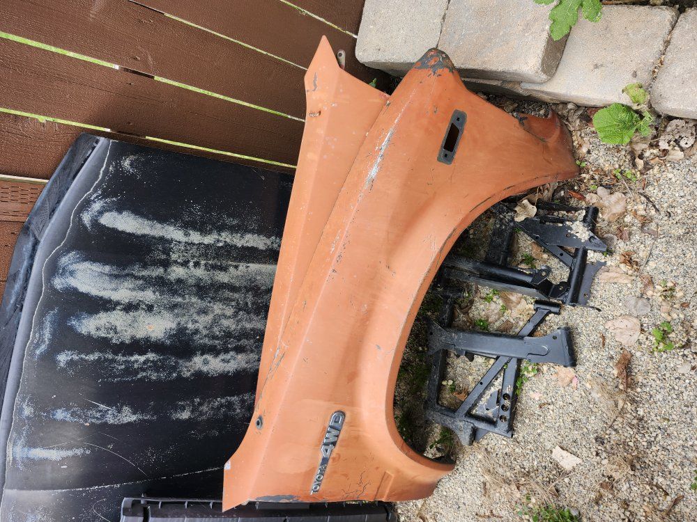 1983 toyota hilux front fenders