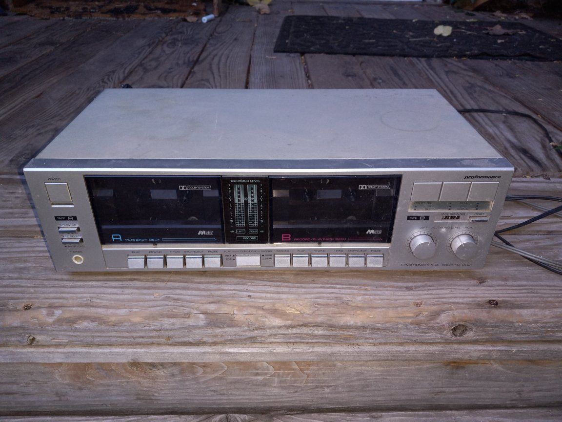 dubbing cassette deck