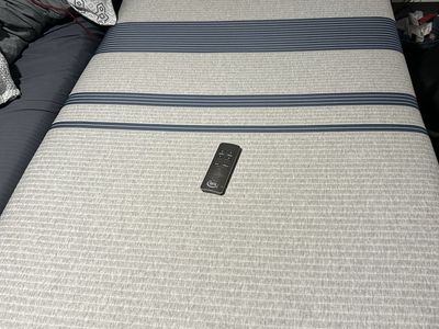 Twin XL Power Bases With Serta Mattresses