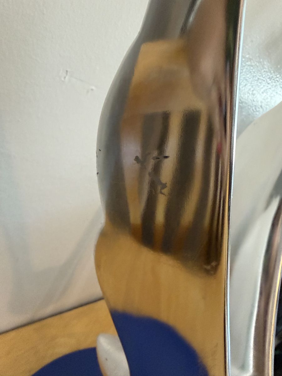Main image 4