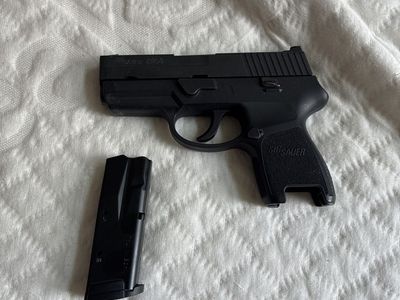 Sig Sauer P250 Compact Black Pistol w/ Magazine