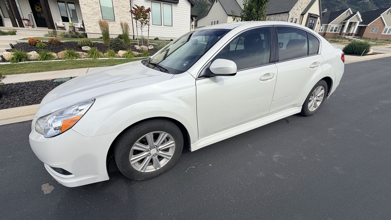 2010 Subaru Legacy 2.5i Premium