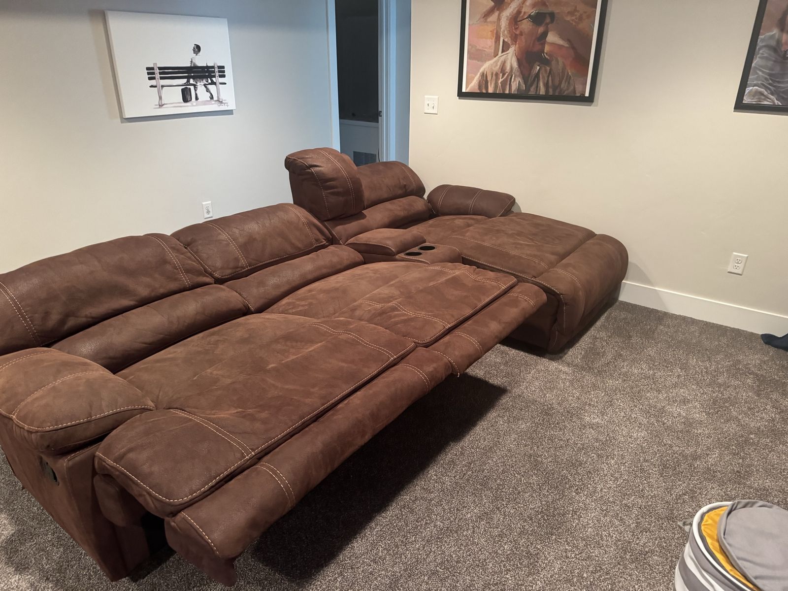 Main image 6