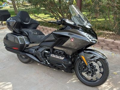 2024 Honda Goldwing touring with DCT
