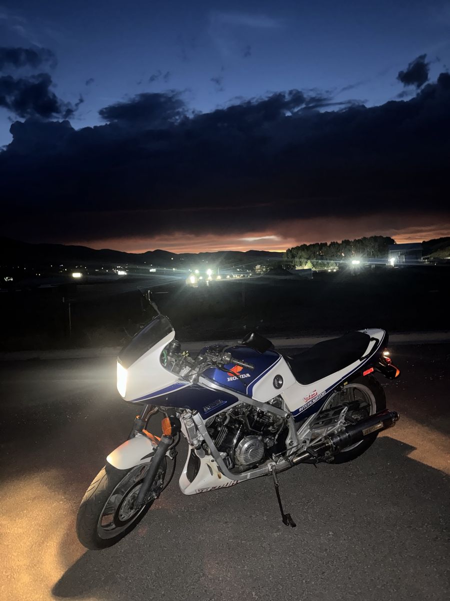 Honda VF750 Interceptor Motorcycle - Blue/White