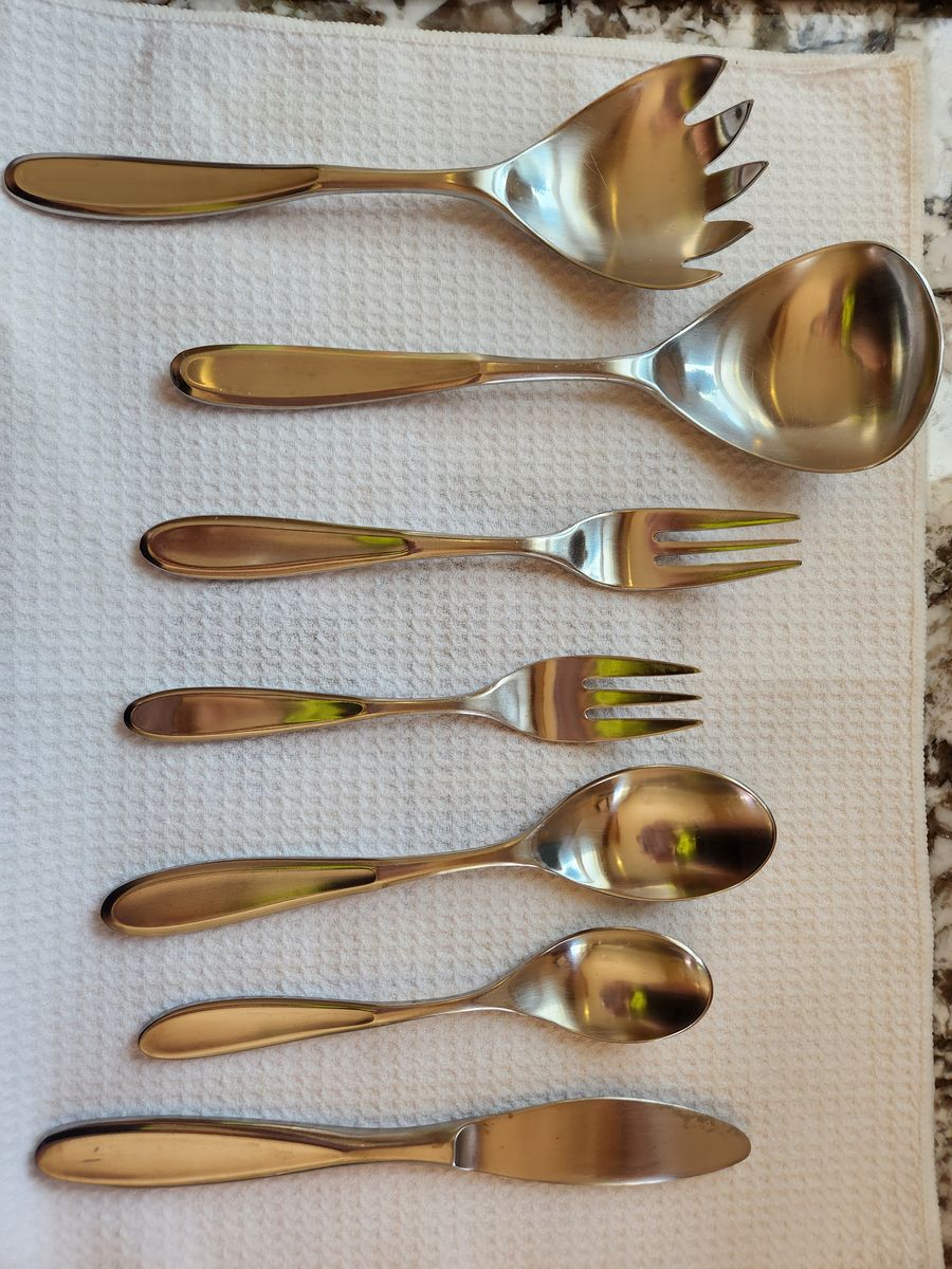 Retroneu Tivoli Contour 34 piece flatware set