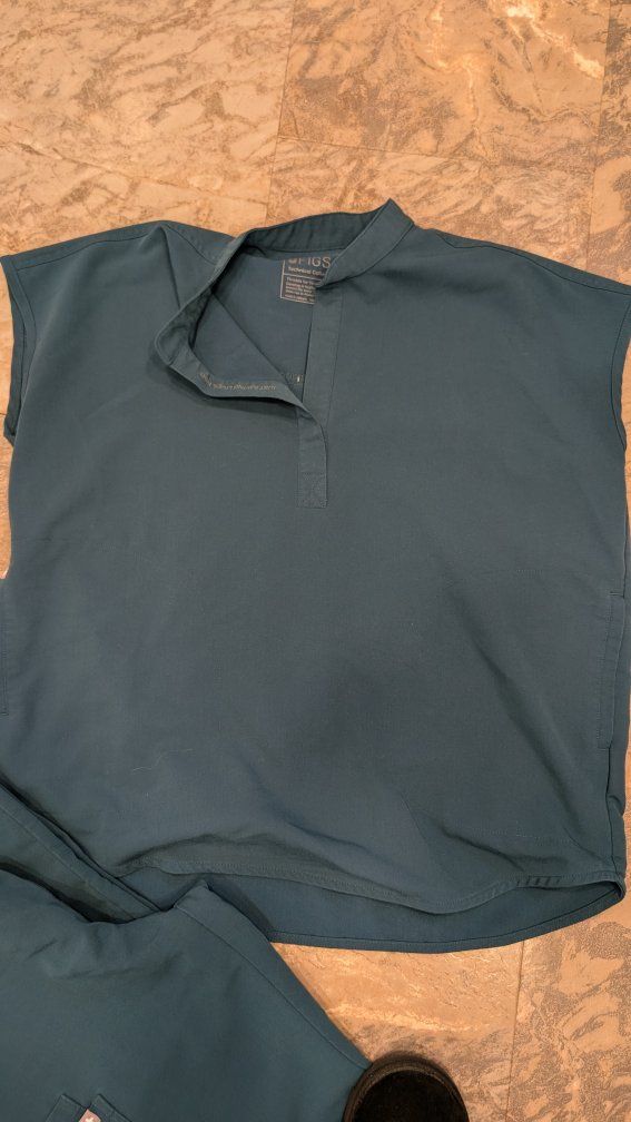 Figs Caribbean blue scrubs