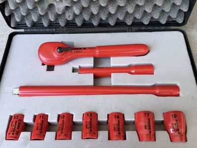 Knipex insulated 1000v socket sets