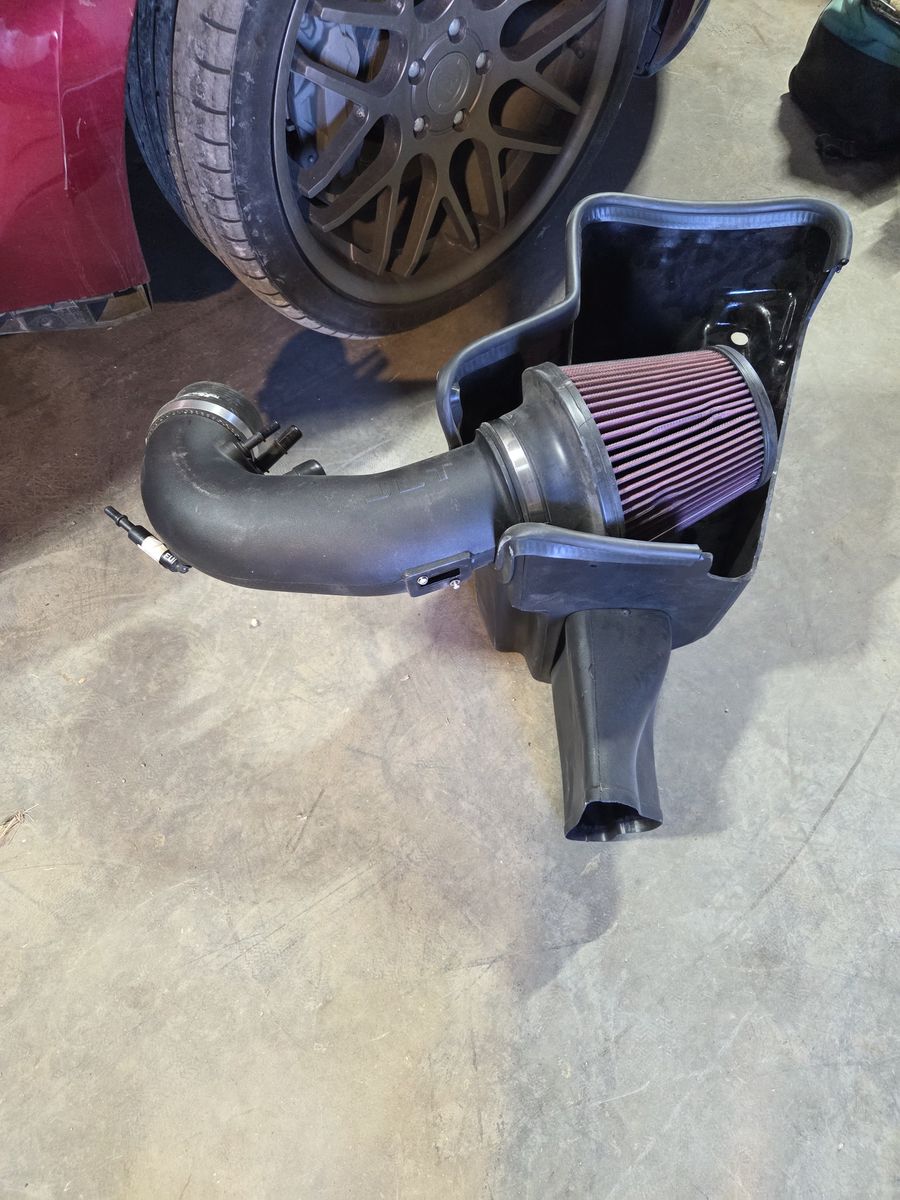 Ford mustang 5.0 intakes OPEN TO CASH OFFERS FOR EACH