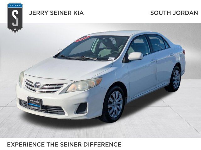 2013 TOYOTA COROLLA LE