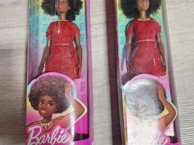 (2)New 65th Anniversary Fashionista Doll #221(Afro)