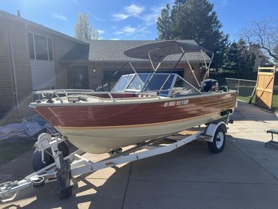 Crestliner Nordic 18' – Mercury 115 4-Stroke, Kicker, Trailer, Fully Updated