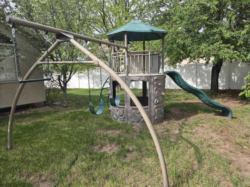 Main image 4