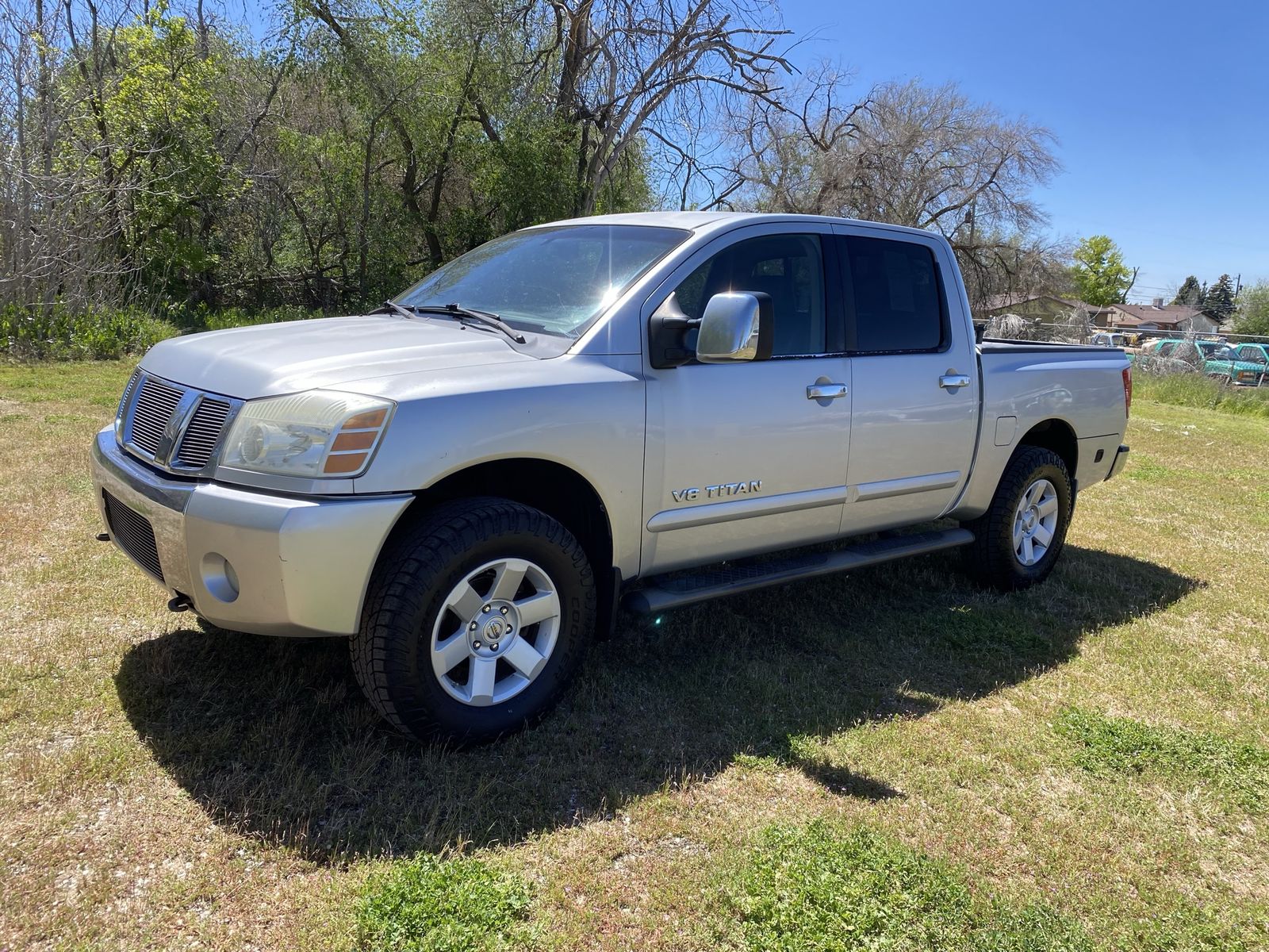 2006 NISSAN TITAN LE