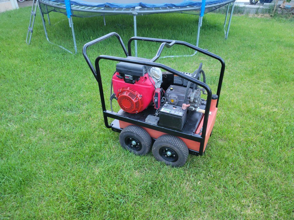 commercial pressure washer