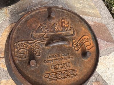 Dutch Oven Camp Chef Lewis & Clark 12"
