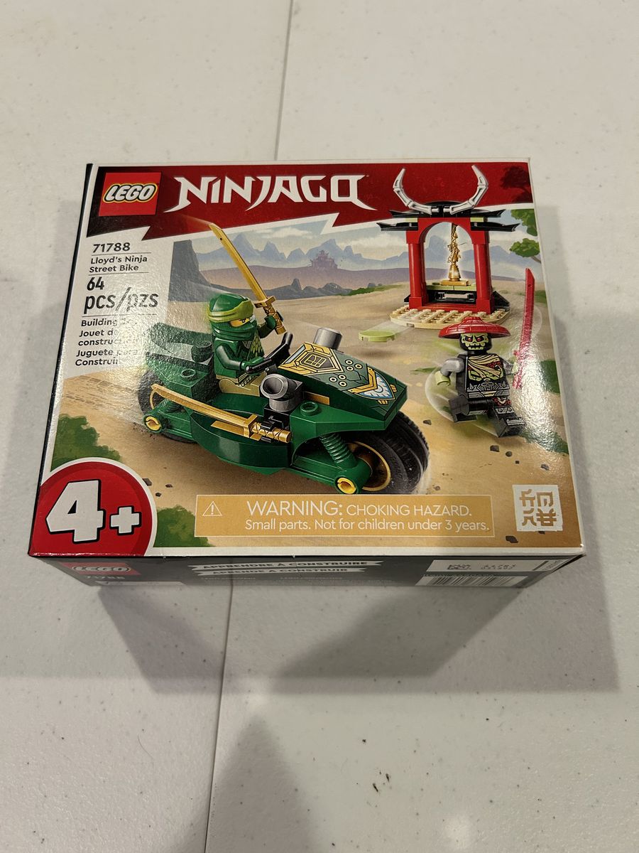 LEGO Ninjago Lloyd's Ninja Street Bike #71788