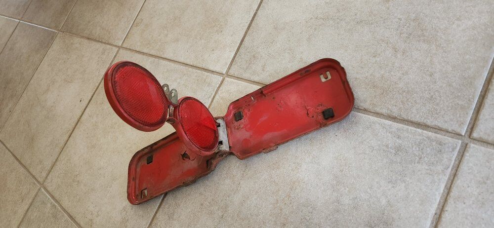 Vintage Emergency Roadside Reflector