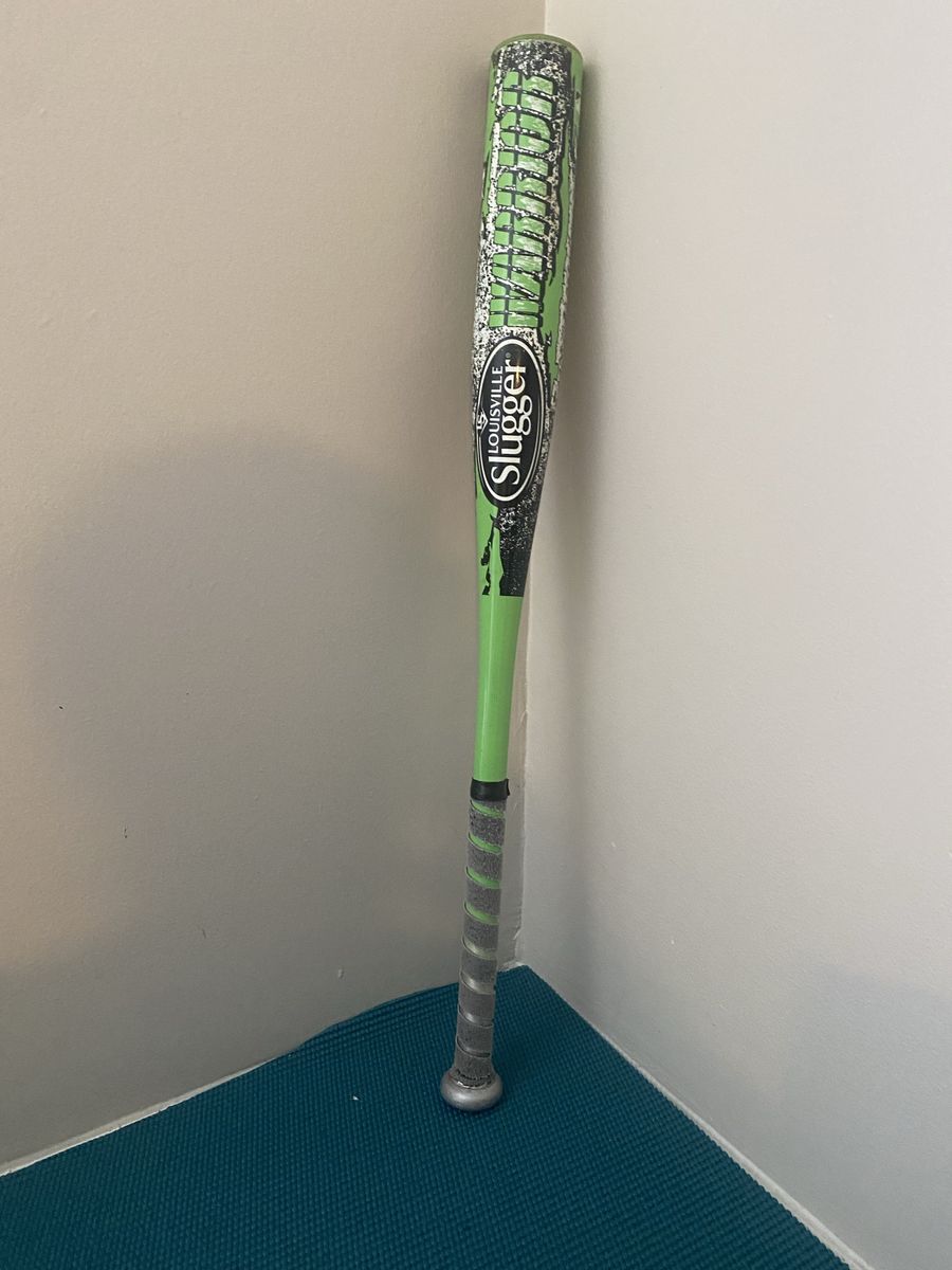 LOUISVILLE  SLUGGER. YOUTH.BASEBALL BAT 15OZ