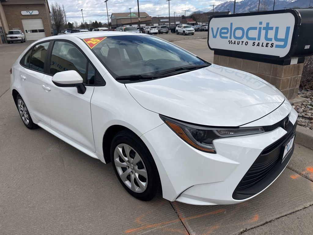 2025 Toyota Corolla LE