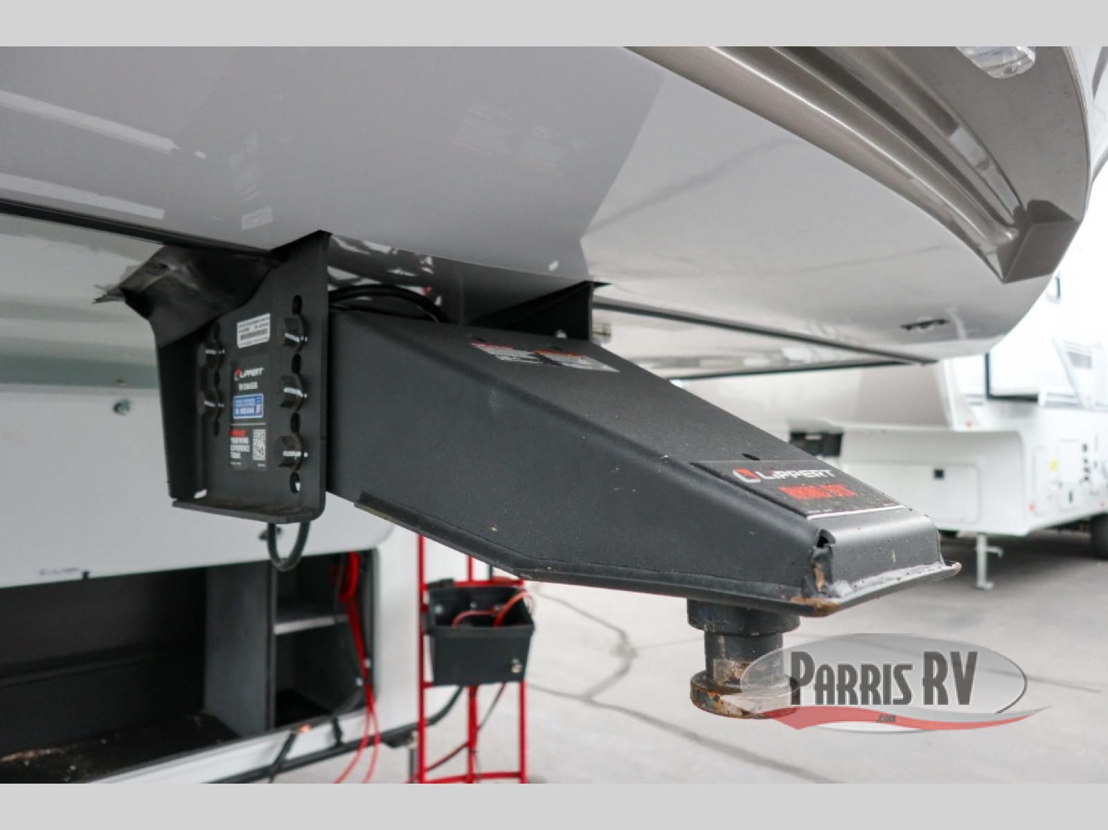Main image 7