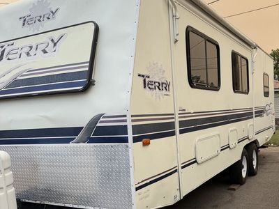1999 All seasons Terry w/slide 27ft.