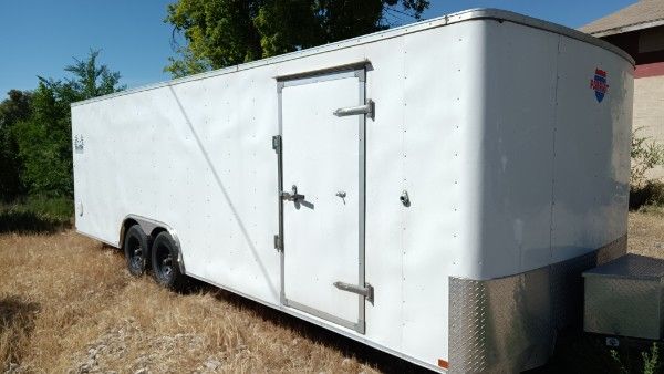 Enclosed Trailer
