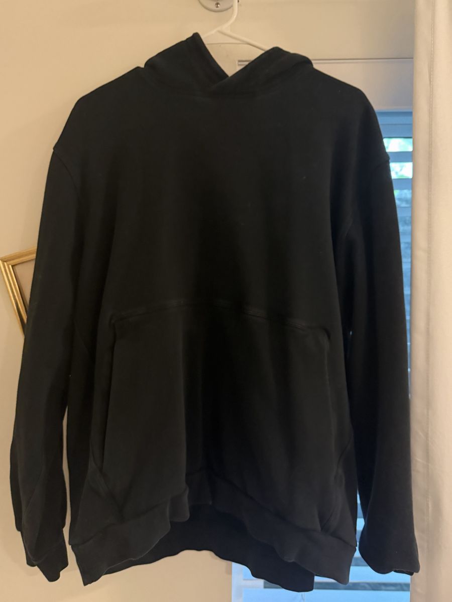 Lululemon Men’s Hoodie Size XL