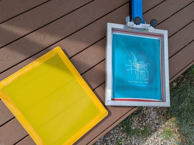 Screen printing screens and press