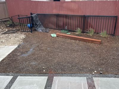 40’ of aluminum railing