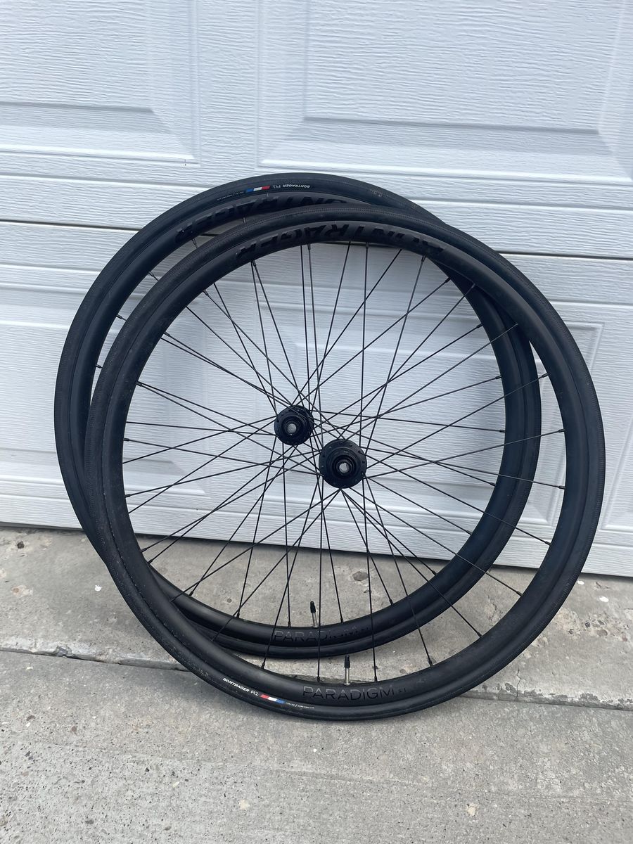 Bontrager Paradigm Wheelset + R1 700×32 Tires – Smooth Commuter Setup