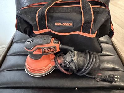Black + Decker Corded Random Orbit Sander with Tool Bench Bag