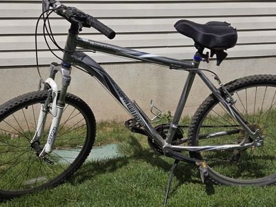 mens schwinn 26