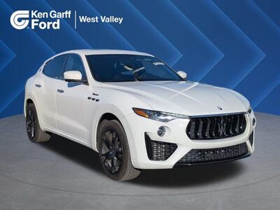 2023 Maserati Levante Modena