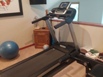 Spirit XT Treadmill