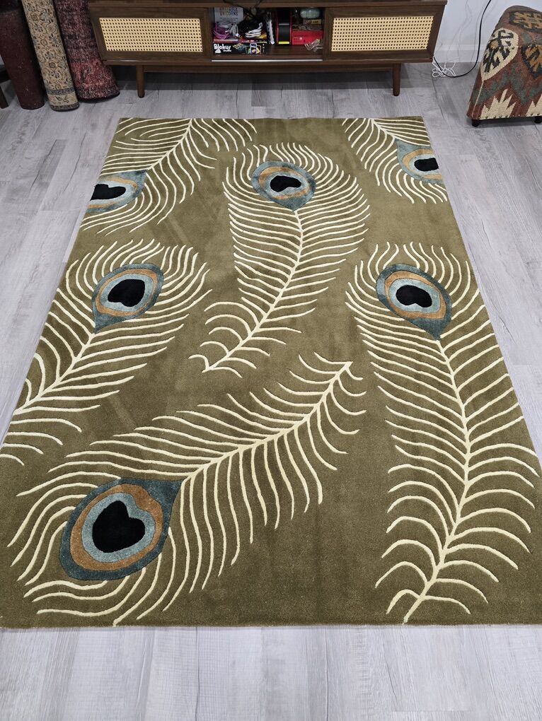 7'6x Hand Tufted Wool Rug